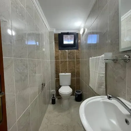 Flat With Garden On Center Appartamento