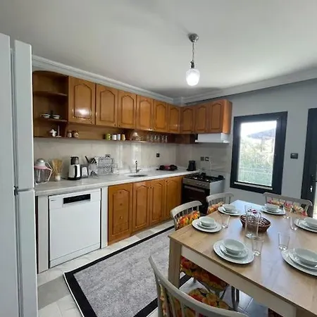 Flat With Garden On Center Апартаменты Фетхие